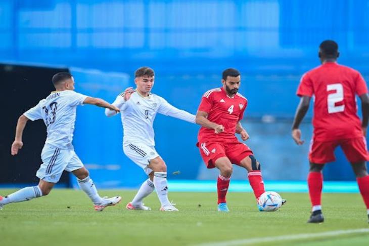 دون إلغاء المباراة أو إيقافها.. منتخب كوستاريكا يعلن وفاة مدربه بين شوطي ودية الإمارات